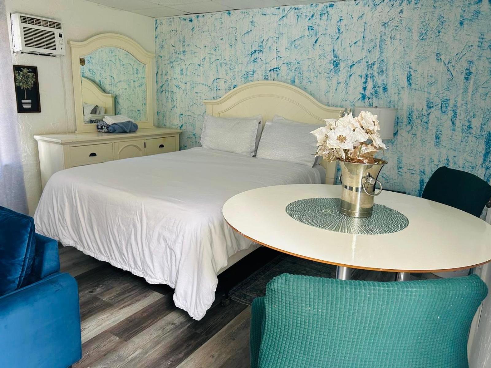 Cozy Studio Only 10 Minutes By Car Of Siesta Key Sarasota Ngoại thất bức ảnh